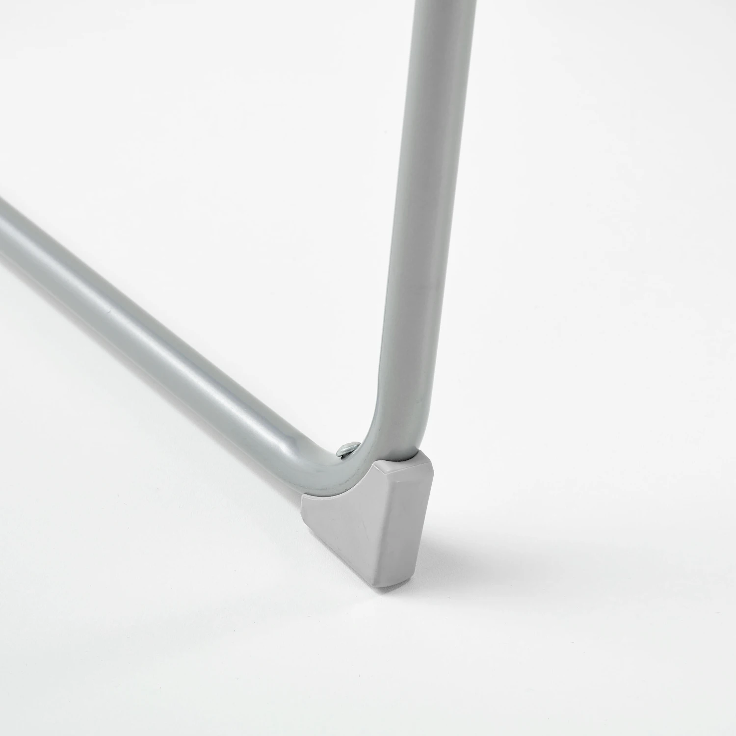 Quechua FOLDING CAMPING TABLE – 2 TO 4 PEOPLE 3 Quechua FOLDING CAMPING TABLE – 2 TO 4 PEOPLE - Image 3