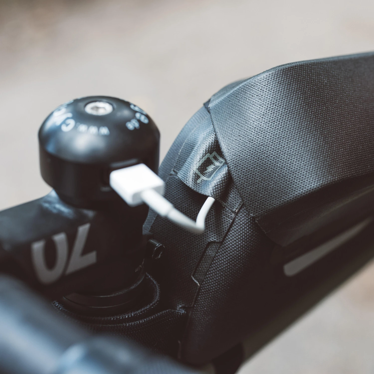 1L Bikepacking Waterproof Top Tube Bag Riverside 7 1L Bikepacking Waterproof Top Tube Bag Riverside - Image 7