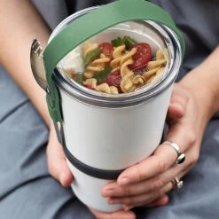 Black+Blum Lunch Pot Original 900ml Olive 7 Black+Blum Lunch Pot Original 900ml Olive -Outdoor Camping Store kcb5497571b11c23075dc73516874ecc3