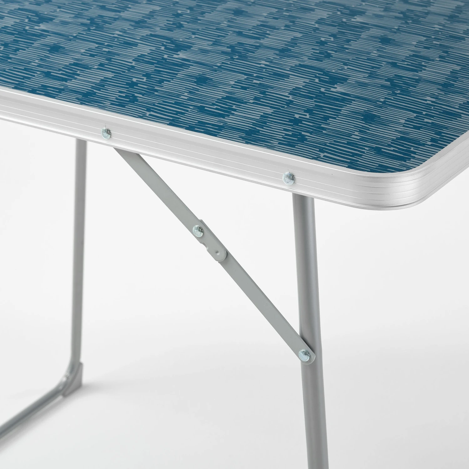 Quechua FOLDING CAMPING TABLE – 2 TO 4 PEOPLE 2 Quechua FOLDING CAMPING TABLE – 2 TO 4 PEOPLE - Image 2